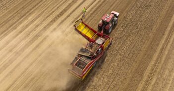 Hi-tech tractors to play key part in Potato Europe 2023