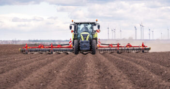 Precision tine harrow for mechanical weed control